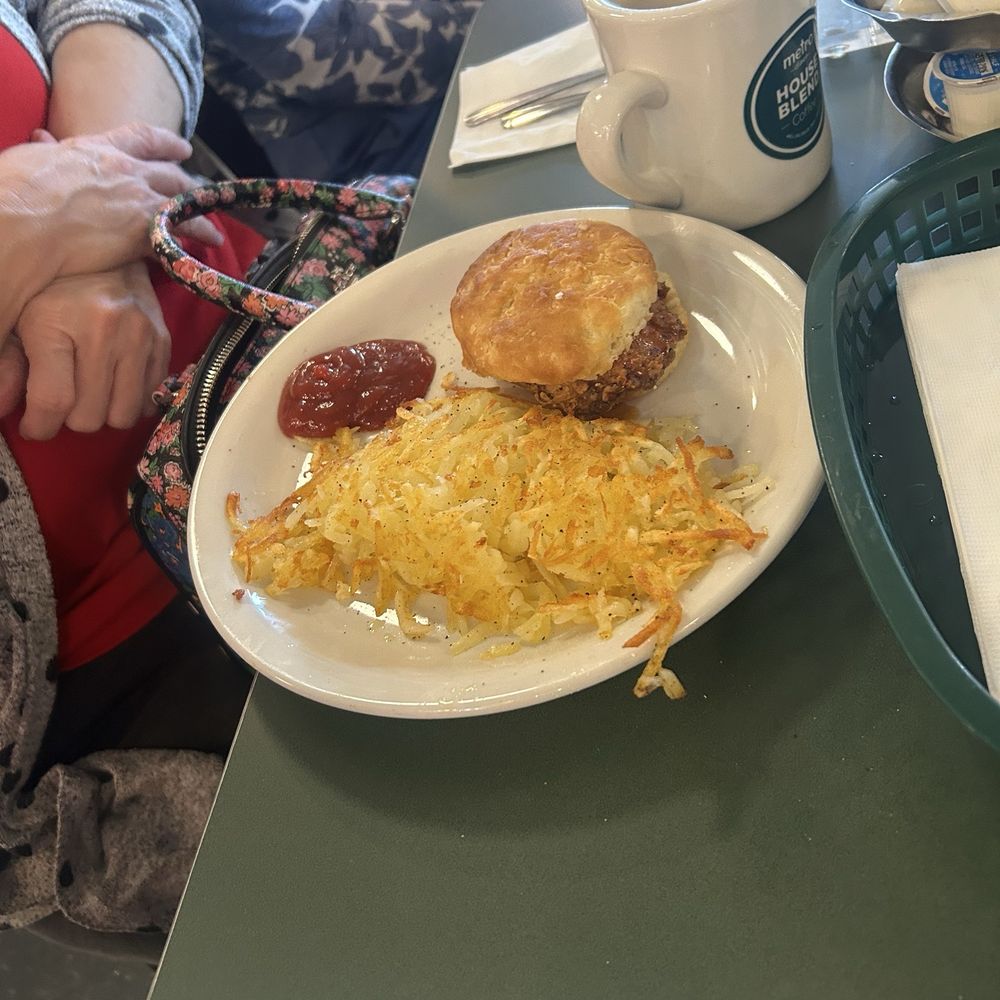 Metro Diner - Hot Spicy Honey Chicken Biscuit - Diners Near Me - Brandon, Florida Metro Diner - Hot Spicy Honey Chicken Biscuit - Diners Near Me - Brandon, Florida