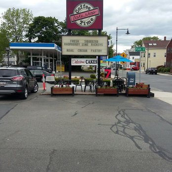 Coffee Time Bake Shop - Bakeries Near Me - Salem, Massachusetts Coffee Time Bake Shop - Bakeries Near Me - Salem, Massachusetts