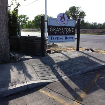 Graystone Winery - sign for tasting room - Wineries Near Me - Clifton, Colorado Graystone Winery - sign for tasting room - Wineries Near Me - Clifton, Colorado