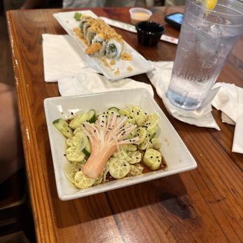The Jellyfish - Sushi Roll. - Seafood Near Me - Pensacola, Florida The Jellyfish - Sushi Roll. - Seafood Near Me - Pensacola, Florida
