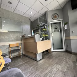 Dr. Alvarez Marin Daniel - Waiting area