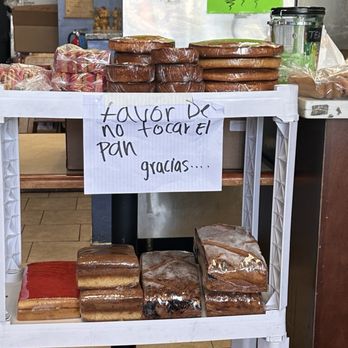 Lynda's Restaurant - Desserts - Salvadoran Near Me - Pomona, California Lynda's Restaurant - Desserts - Salvadoran Near Me - Pomona, California