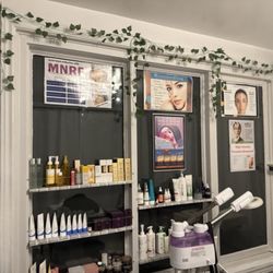 Lilo's Spa - Info wall