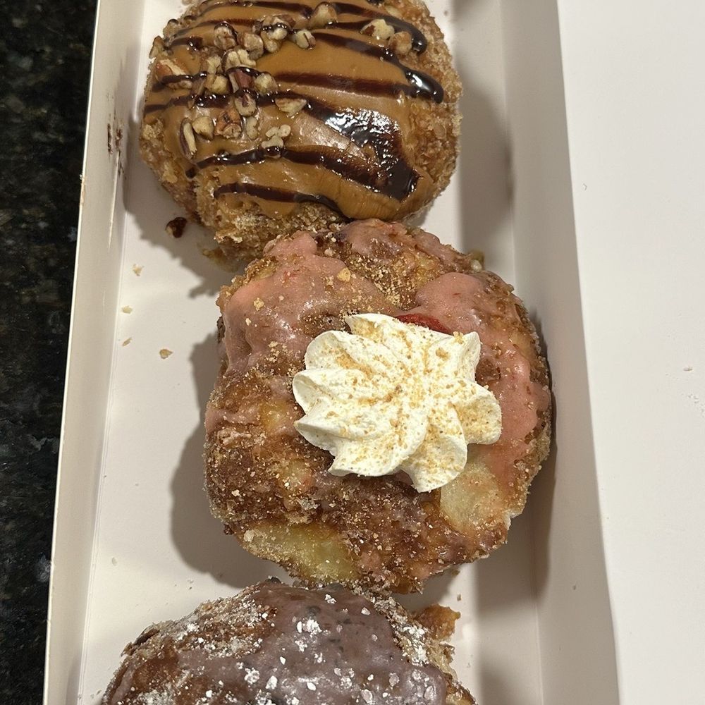 Parlor Doughnuts - French Toast, Turtle, Strawberry Shortcake, Blueberry Hill - Donuts Near Me - Nashville, Tennessee Parlor Doughnuts - French Toast, Turtle, Strawberry Shortcake, Blueberry Hill - Donuts Near Me - Nashville, Tennessee