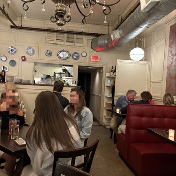 Gigi Wine Bar and Bistro - Dining area - Wine Bars Near Me - Barrington, Illinois Gigi Wine Bar and Bistro - Dining area - Wine Bars Near Me - Barrington, Illinois
