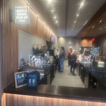 Starbucks - Coffee & Tea Near Me - Commack, New York Starbucks - Coffee & Tea Near Me - Commack, New York