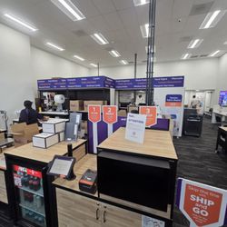 FedEx Office Print & Ship Center - Self service