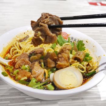 Hey Noodles - Beef Sirloin Noodle Soup - Chinese Near Me - Toronto, Ontario