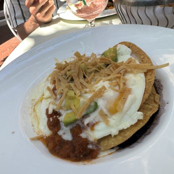 Polo Lounge - Huevos rancheros - New American Near Me - Beverly Hills, California Polo Lounge - Huevos rancheros - New American Near Me - Beverly Hills, California