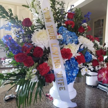 Verdugo Florist - Red white and blue floral arrangemet - Florists Near Me - Glendale, California