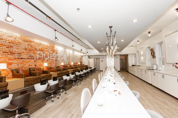 nailsaloon (Logan Circle) by null