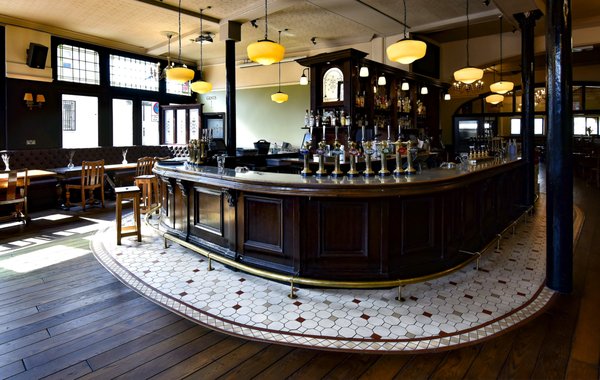 The Coach & Horses by null