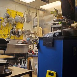 Pantry on Magnolia - Kitchen