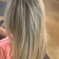 Roos Cuts Family Hair Studio