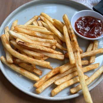 ZUBU - Downtown - Fries - Ramen Near Me - Vancouver, British Columbia ZUBU - Downtown - Fries - Ramen Near Me - Vancouver, British Columbia