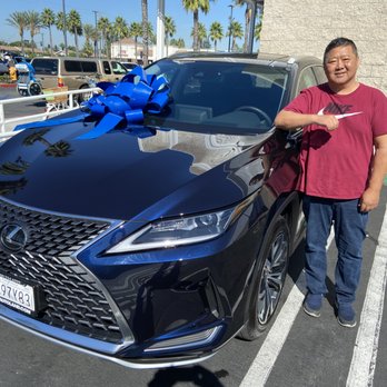 Autoland - New Lexus RX 350 being delivered - Car Dealers Near Me - Chatsworth, California Autoland - New Lexus RX 350 being delivered - Car Dealers Near Me - Chatsworth, California