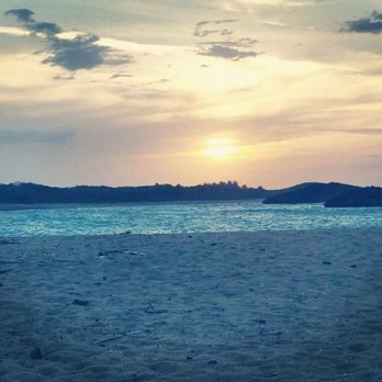 Playa La Esperanza - Beaches Near Me