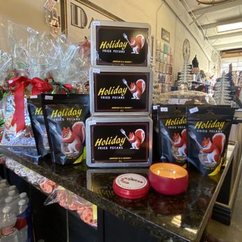 Davis Street Mercantile - Odds & ends that can be given as gifts - Home Decor Near Me - Dallas, Texas