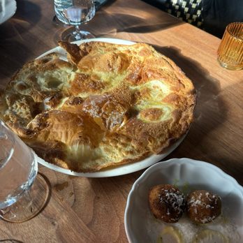 La Connessa - Focaccia - Cocktail Bars Near Me - San Francisco, California
