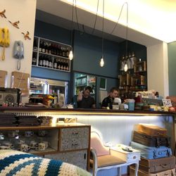 Aunty Ed's - Counter