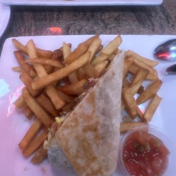 The Great Grill - Breakfast burrito - Diners Near Me - Burbank, California