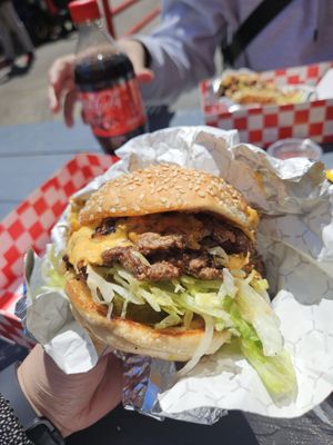 Smacking Burger by null Smacking Burger by null