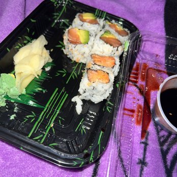 Sushi & Noodles - Salmon Roll - Noodles Near Me - Brooklyn, New York