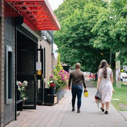Cook St Liquor - Steps from Beacon Hill Park and Dallas Road.