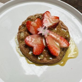 Juice By J - Sweet potato waffle w/ pistachio butter and edible flower - Vegan Near Me - Grand Rapids, Michigan Juice By J - Sweet potato waffle w/ pistachio butter and edible flower - Vegan Near Me - Grand Rapids, Michigan