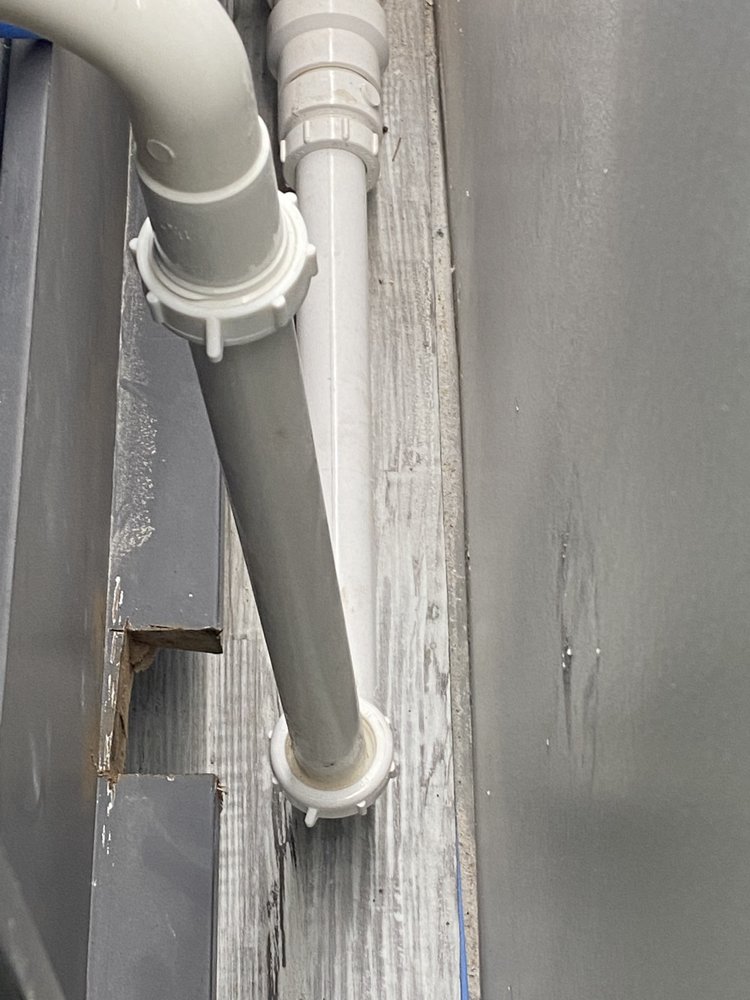 Slide of R&W Repairs & Renovations