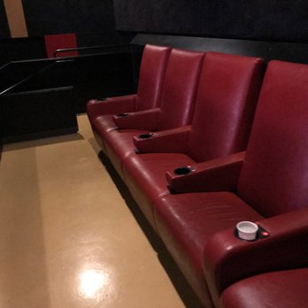 AMC Randhurst 12 - Cinema Near Me - Mt Prospect, Illinois