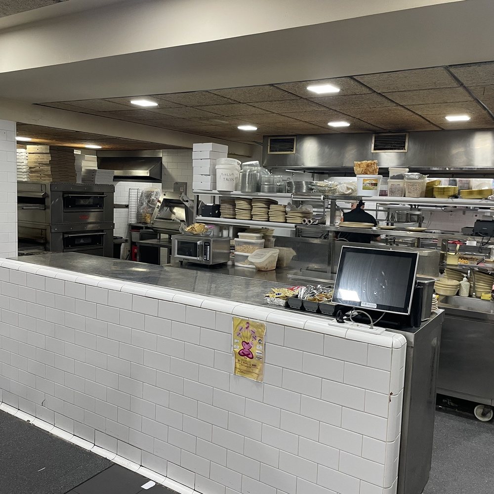 Pizza y Pasta - Kitchen - Pizza Near Me - Rota, California Pizza y Pasta - Kitchen - Pizza Near Me - Rota, California