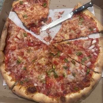 Lafamilia - Pizza Near Me - South Salem, New York
