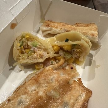 Bafang Dumpling - Inside chicken & corn dumpling - Taiwanese Near Me - San Diego, California