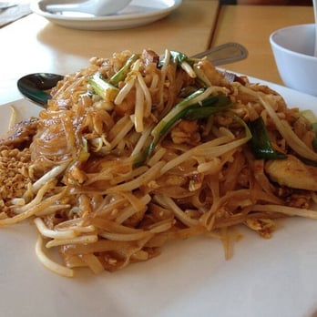 Three Spice Thai Kitchen - Pad Thai - Thai Near Me - Gardena, California Three Spice Thai Kitchen - Pad Thai - Thai Near Me - Gardena, California