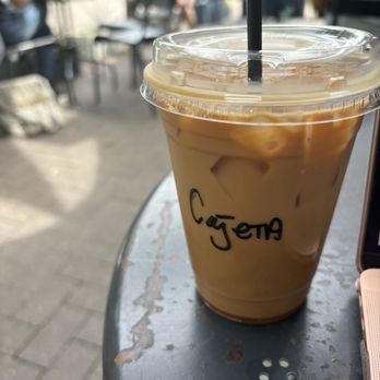 BLACK HOLE COFFEE HOUSE - Updated August 2024 - 433 Photos & 907