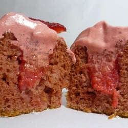 Shiny Cakes - Cupcake e Mini Cupcake de Morango