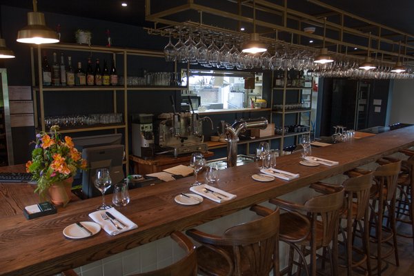 Chardo - resto & bar à vin by null