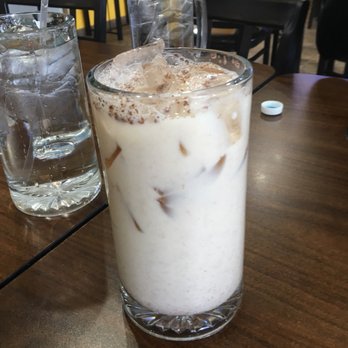 Taqueria El Chimuelo 2 - Nice tall mug of horchata - Mexican Near Me - Burlington, North Carolina Taqueria El Chimuelo 2 - Nice tall mug of horchata - Mexican Near Me - Burlington, North Carolina