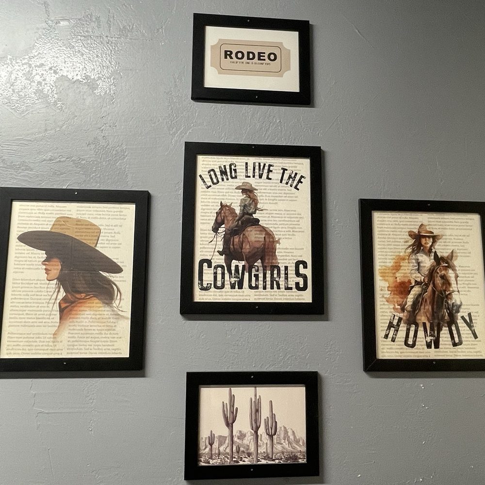 Firehole Bar-B-Que - Lol... nice decor in the women's room - Barbeque Near Me - West Yellowstone, Montana