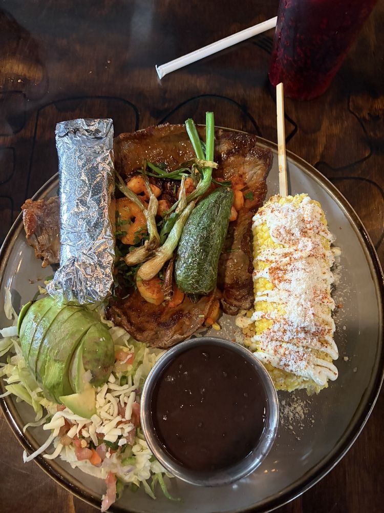 Social spots from Habaneros