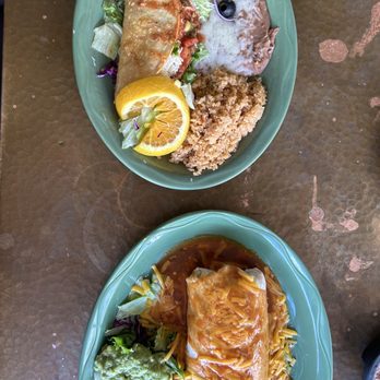 Alberto's Cantina - Dana's burrito and taco - Sports Bars Near Me - Pleasanton, California