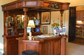 Chez Lyndon Manor by null