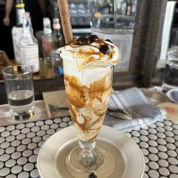Cafe liegeois dessert