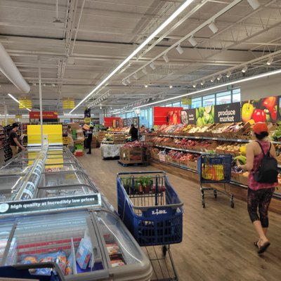 Lidl by null