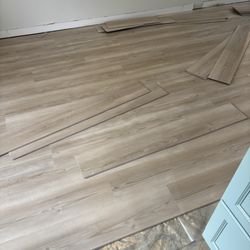 Wade's Interiors - Extended kitchen flooring