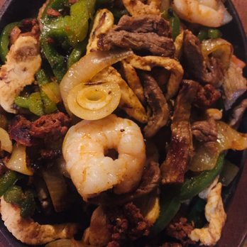 Cocina Azteca - Fajitas Cazuelada - Mexican Near Me - Mount Laurel, New Jersey