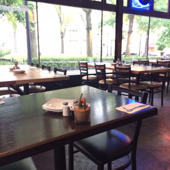 Lucha Restaurant - Mexican Near Me - St. Louis, Missouri