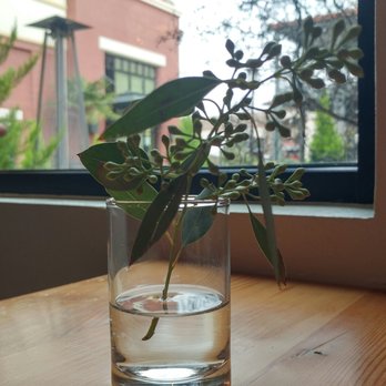Sabai Cafe & Bar - Beautiful atmosphere, elegant decor - Thai Near Me - Eugene, Oregon