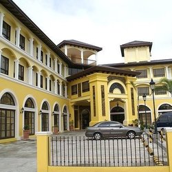 Planta Centro Bacolod Hotel & Residences